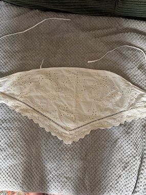BUCKETLIST White Lace-Trim Camisole Top